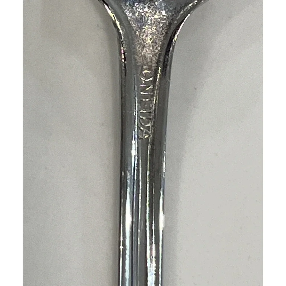 Vintage Oneida BANCROFT 18/8 Stainless Flatware Silverware‎ Butter Knife Replace